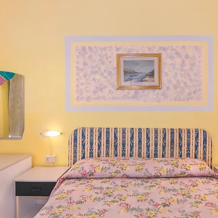 Hotel Stella Del Mare 2*