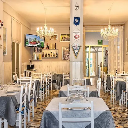 Stella Del Mare 2* Viareggio